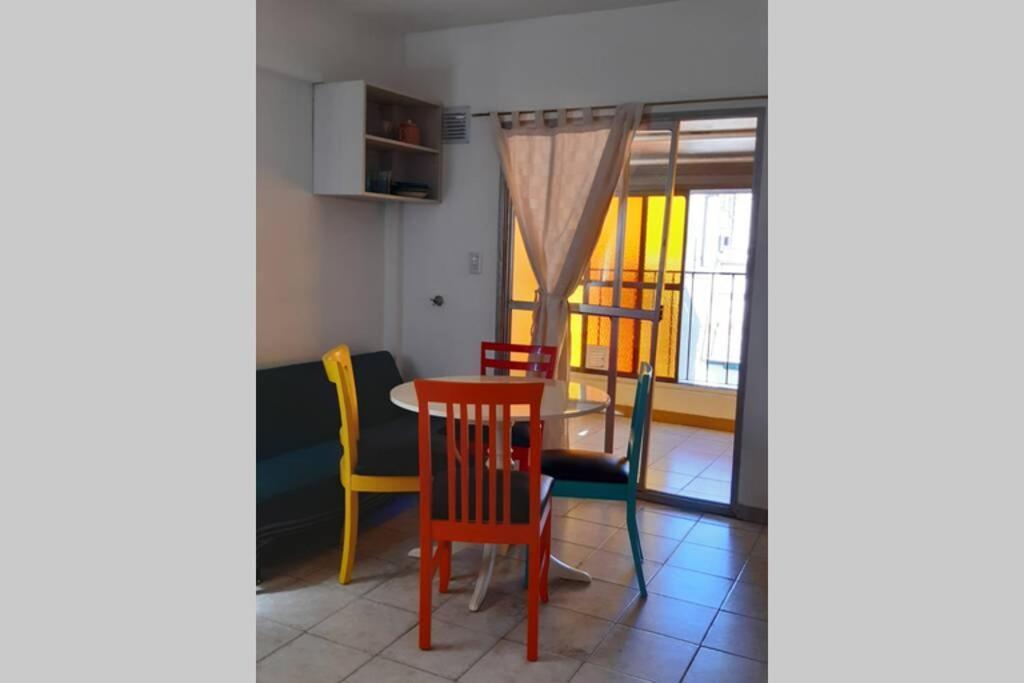 Monoambiente Luminoso En El Corazon De La Ciudad Appartement Buenos Aires Buitenkant foto